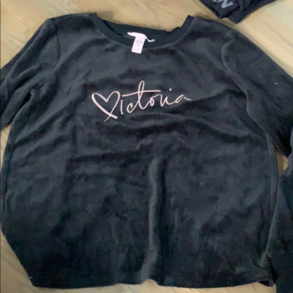 Victoria’s Secret Pajama Top